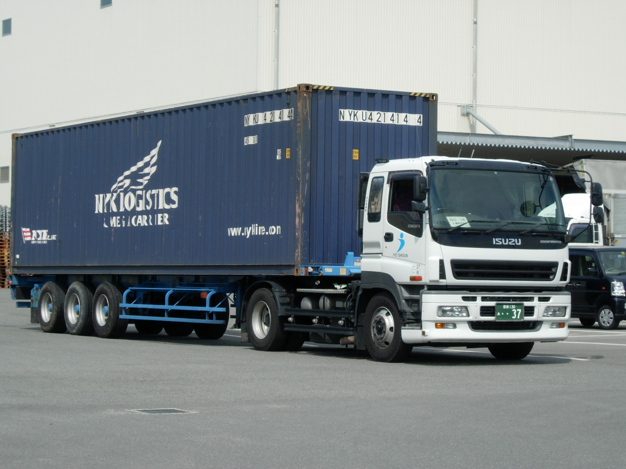伊予商運株式会社