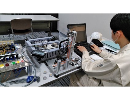 【27卒】株式会社ヒカリ